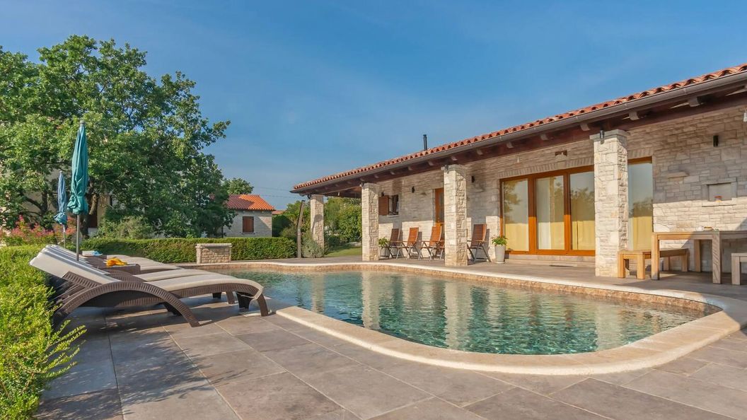 Villa Rina Barban (1)