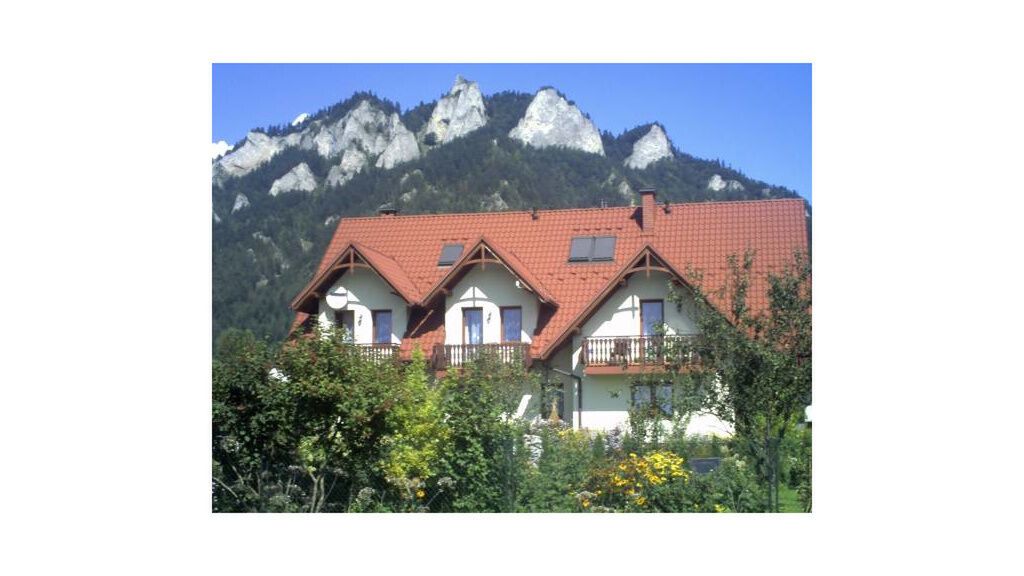 Pokoje z aneksami i Apartament u Wiktorii Sromowce Niżne (1)