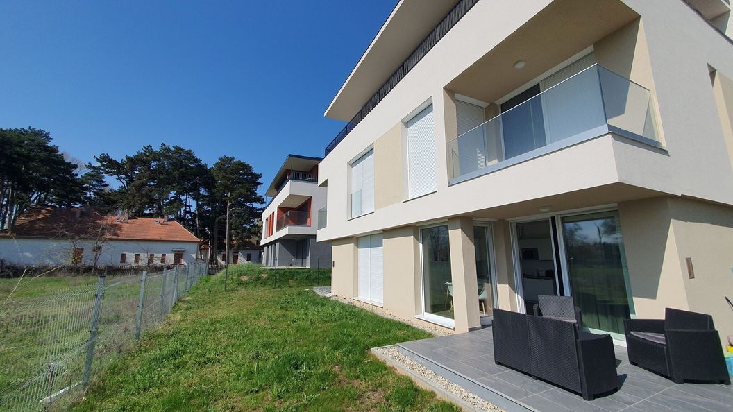 Maja Apartman Balatonlelle by BLTN (1)