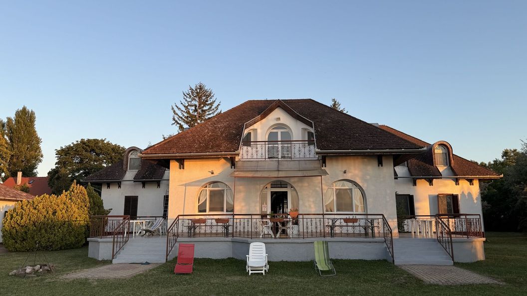 Aranyhídszálló Üdülőház Balatonboglár (1)