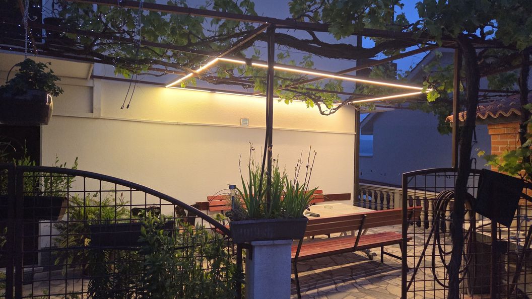 Apartmanok Parkolóhellyel Duce, Omis - 24975 Duće (1)