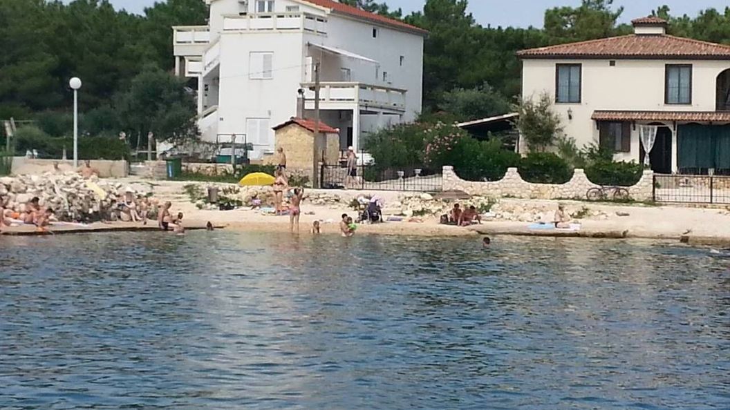 Apartmanok A Tenger Mellett Vir - 25016 (1)