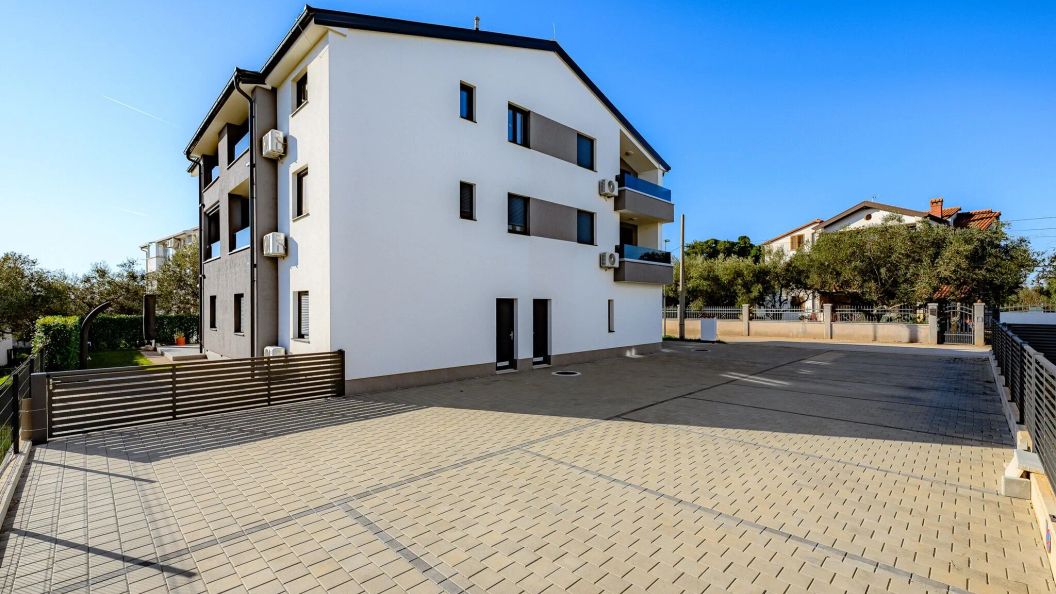 Apartman Karla Zambratija (1)
