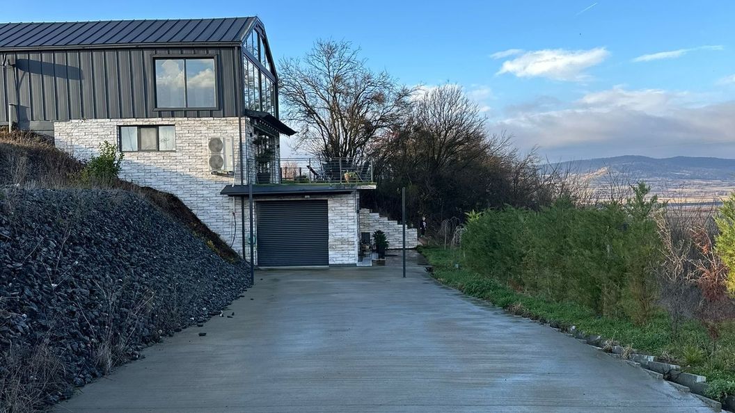 Casa Underground Motel Porumbacu de Jos (1)