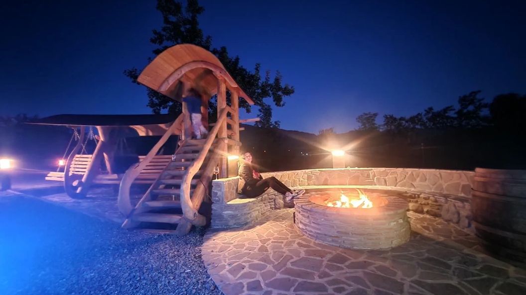 Fox Cabins Trăisteni (1)