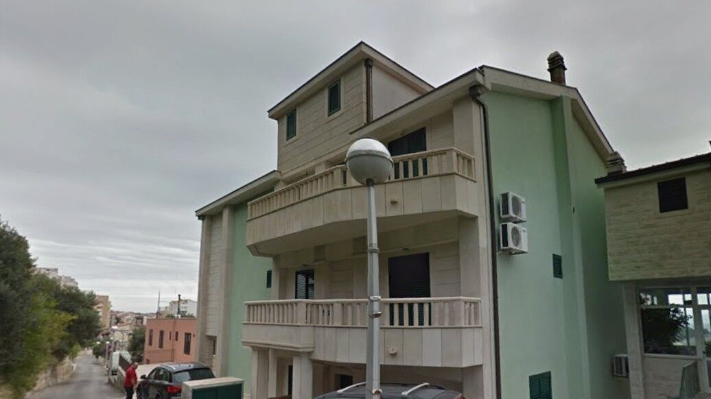 Apartmanok Parkolóhellyel Makarska - 24992 (1)