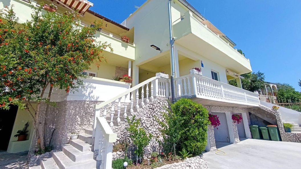 Apartmanok Parkolóhellyel Rtina - Miocici, Zadar - 25034 Rtina - Miočići (1)