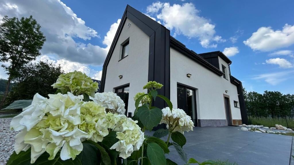 Domki Black & White Houses Niedzica (1)