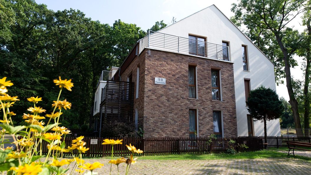 Apartament IKAR z własnym ogródkiem, blisko plaży Rewal (1)