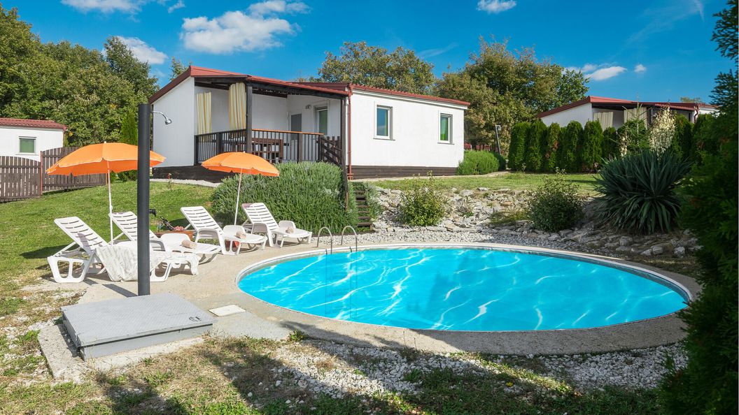 Vendégház Tinjan - CIS418 (1)