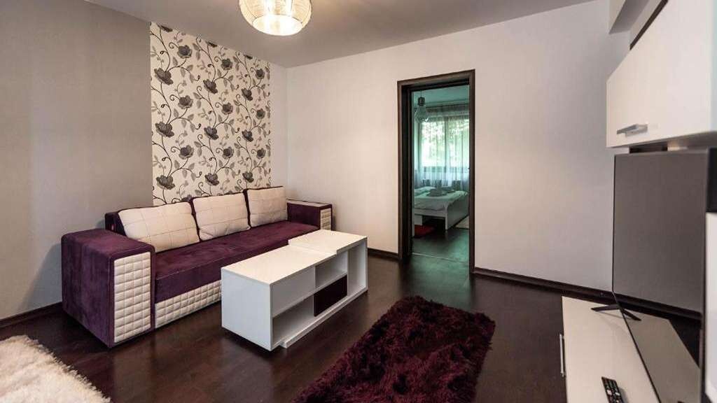 La Nueve Suite Brașov (1)