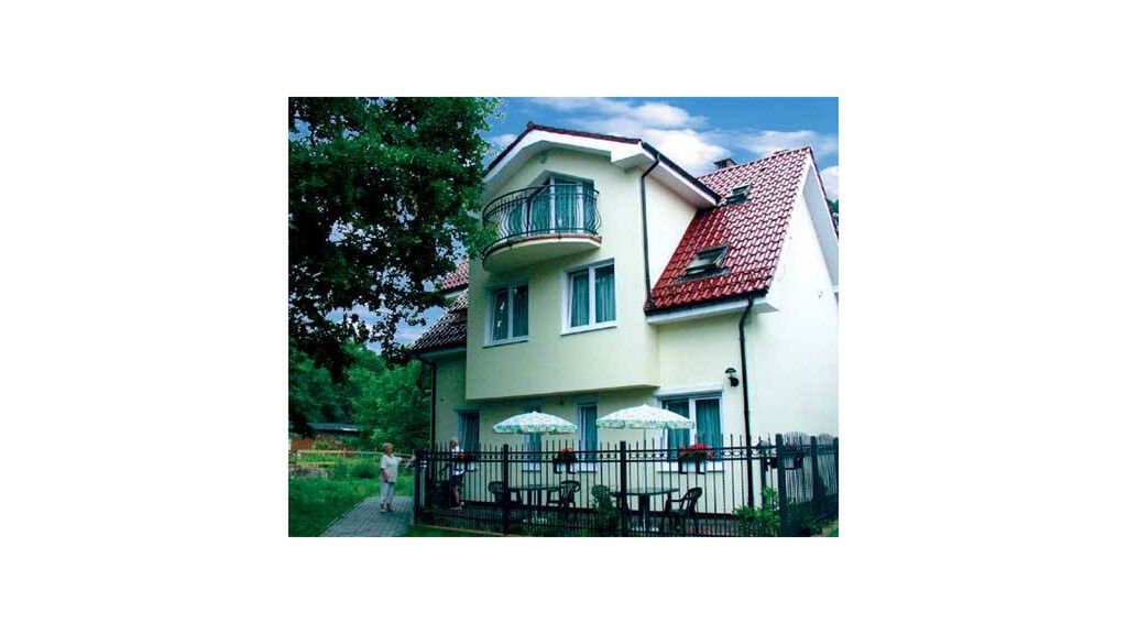 Willi i Domki Pod Dębami Ustronie Morskie (1)