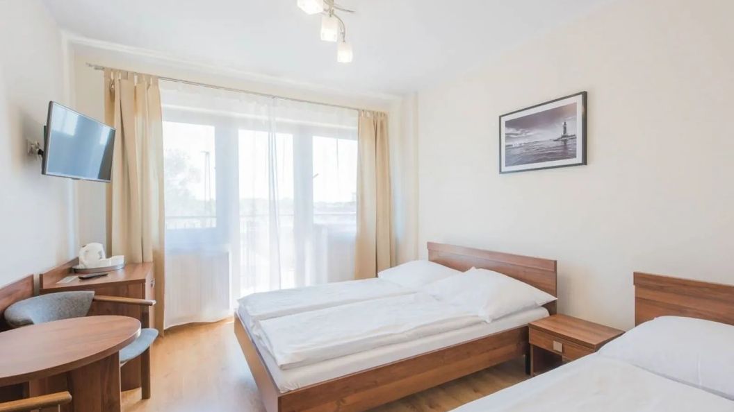 Pensjonat WIKI Mrzeżyno (1)