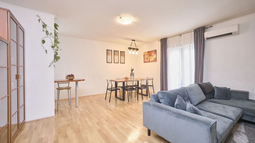 Harmony Seaside Apartment Split (1)