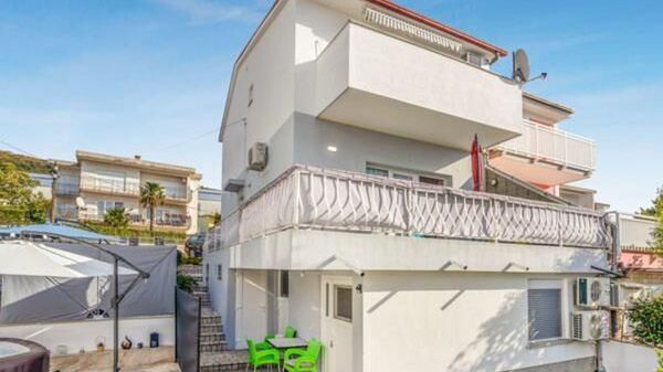 Apartments Duga Crikvenica (1)