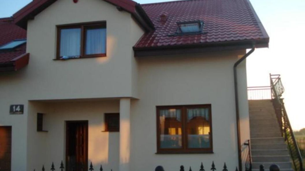 Pokoje Gościnne R10 Rewa (1)