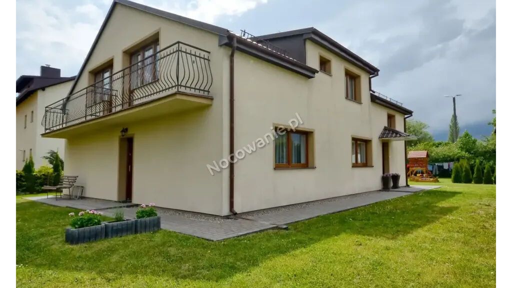 Pokoje Gościnne Majka Karwia (1)