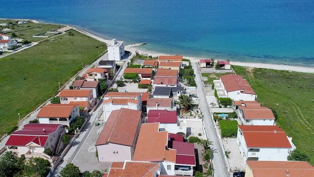 Apartments By The Sea Vir - 21836 (1)