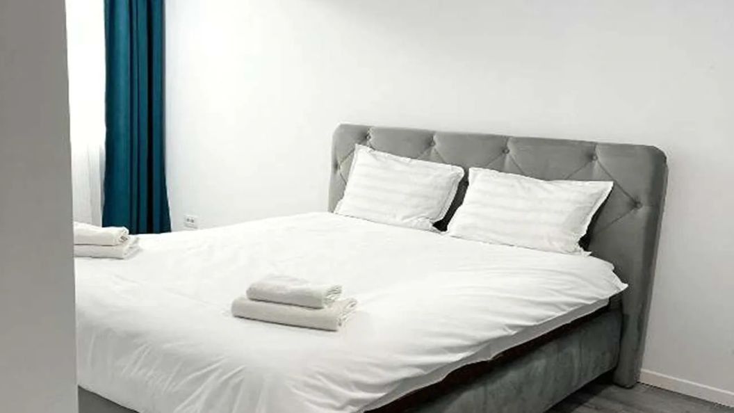 One ApartHotel Iași (1)