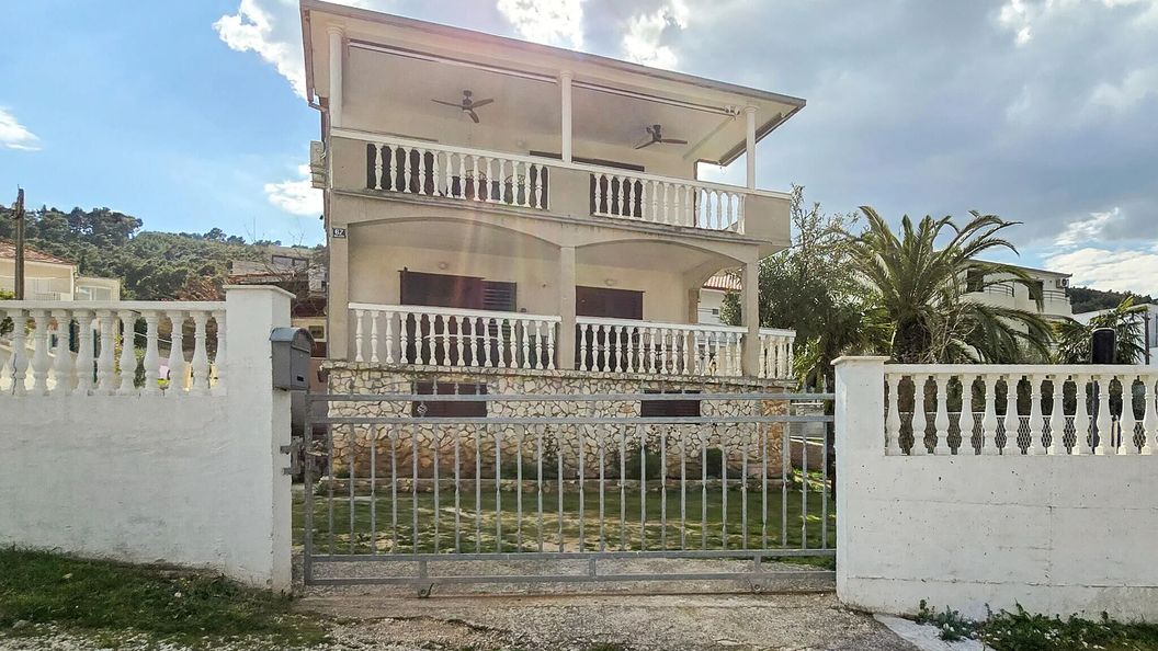 Apartman Slatine - CSD127 (1)