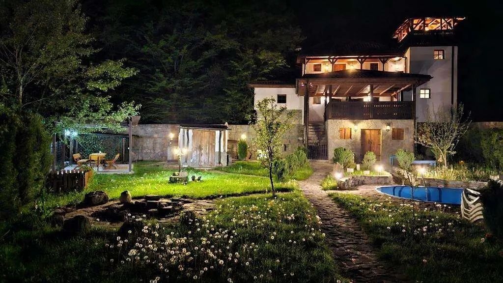 Casa cu Turn Sărata-Monteoru (1)