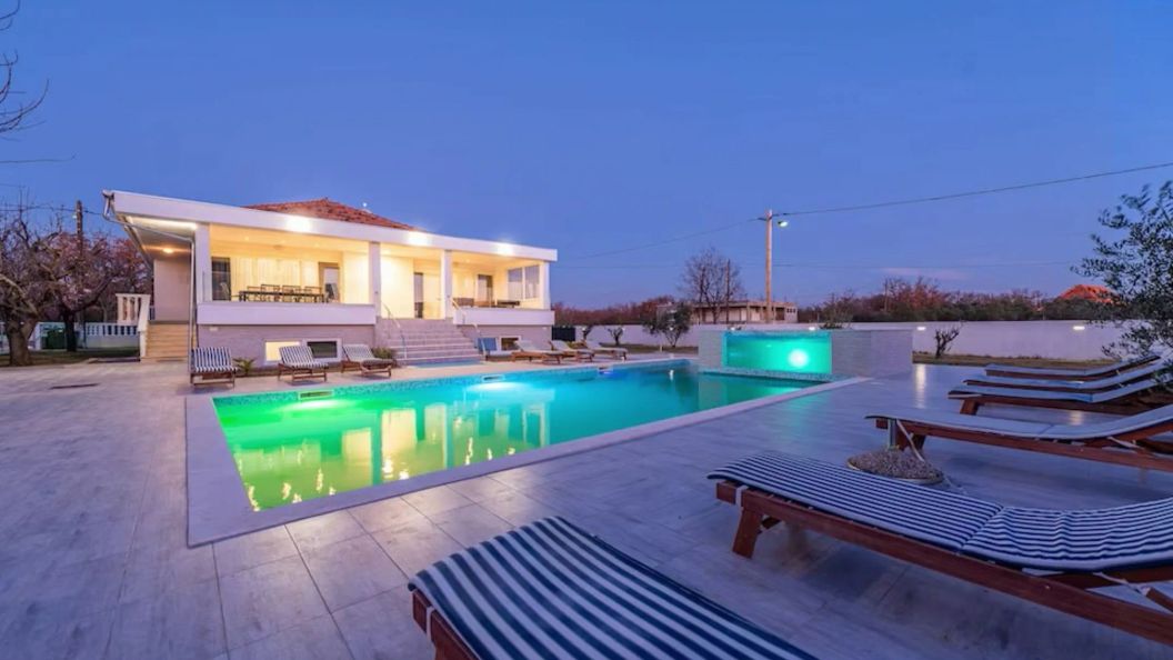 Villa Mendula Galovac (1)