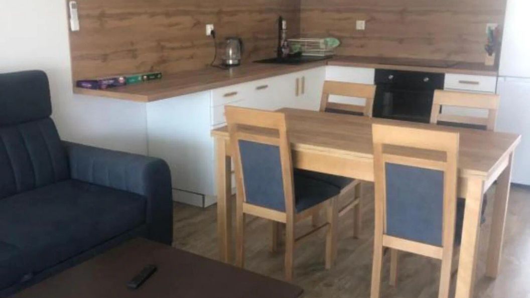 Przystań dla rodziny Tarnów (1)