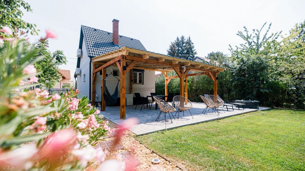 Fövenyes Hideaway Vendégház Balatonudvari (1)