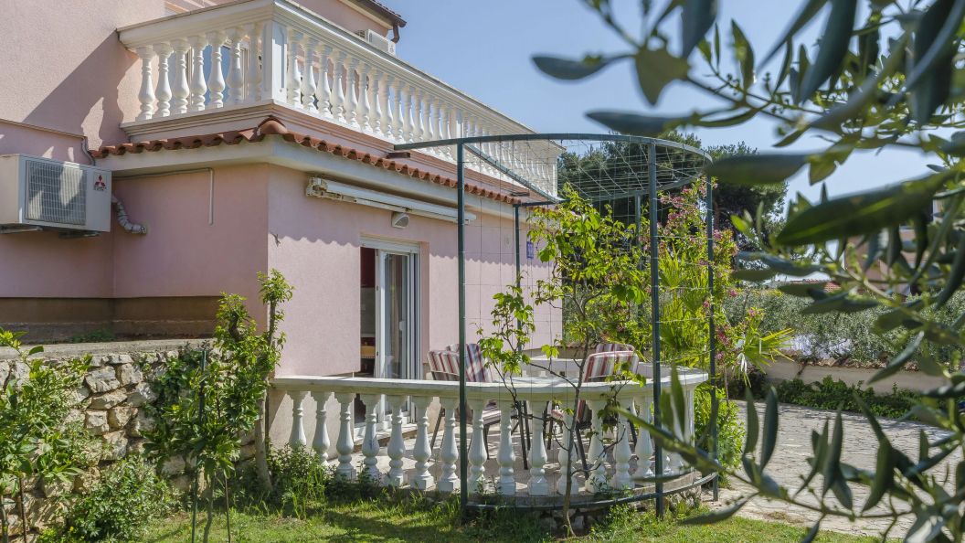 Apartment Lovre Vodice (1)