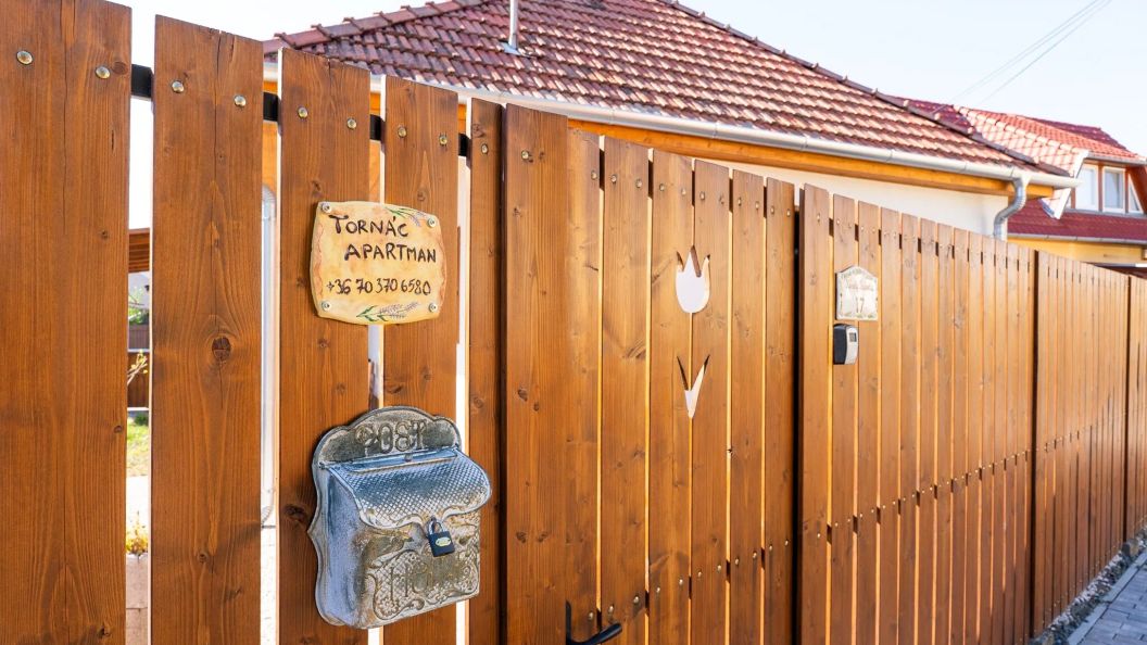 Tornác Apartman Gyula (1)