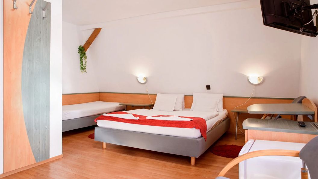 Alpokalja Panzió és Étterem Kőszeg (1)