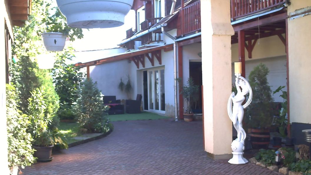 Esztergom Vendégház (1)