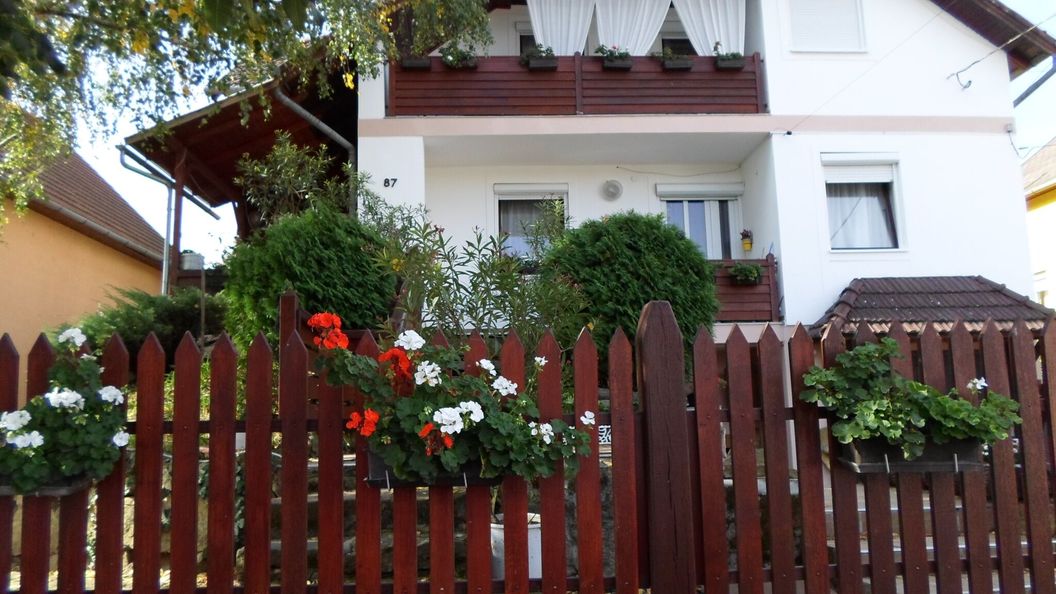 Nimród Pihenőház Egerszalók (1)