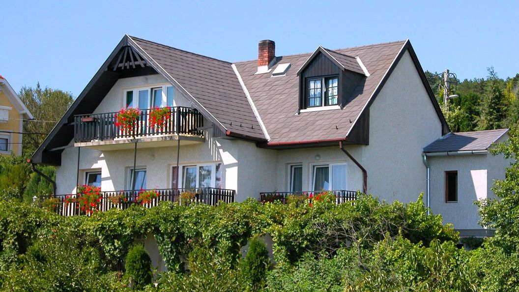 Horváth Apartmanház Vonyarcvashegy (1)