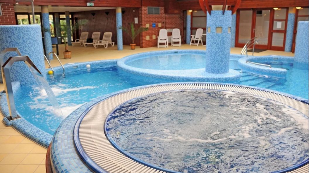 Hotel Monopoly Balatonalmádi (1)