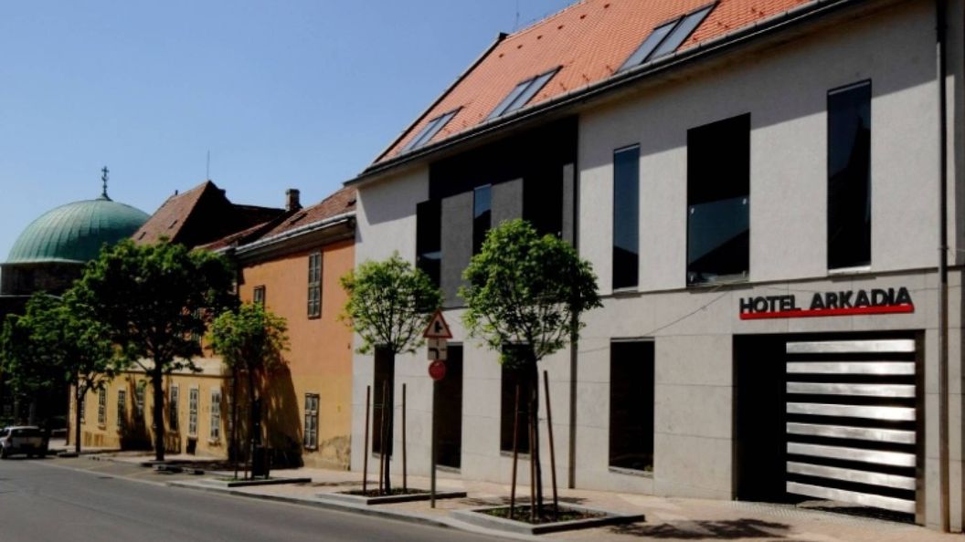 Hotel Arkadia Pécs (1)