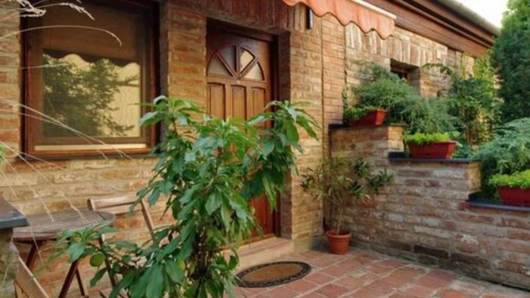 Part Apartman Gyula (1)