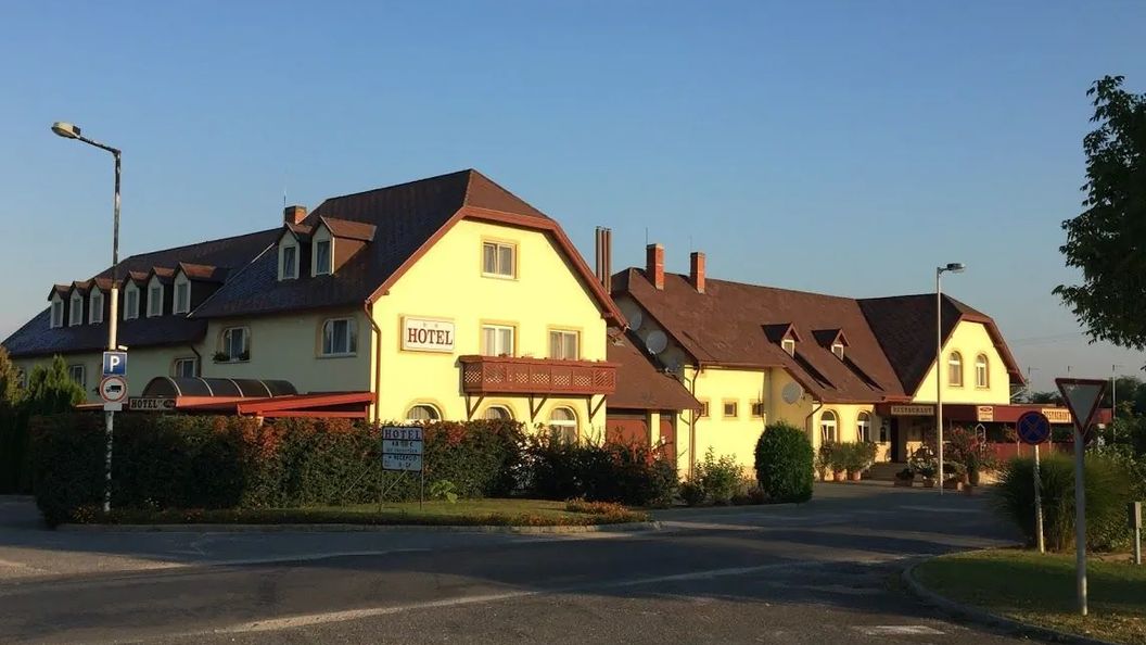 Patyi Étterem és Hotel Bögöte (1)