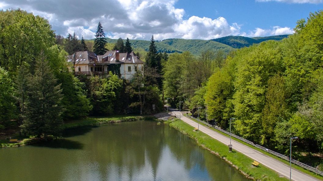 Kőkapu Vadászkastély és Hotel & Apartments Nagyhuta (1)