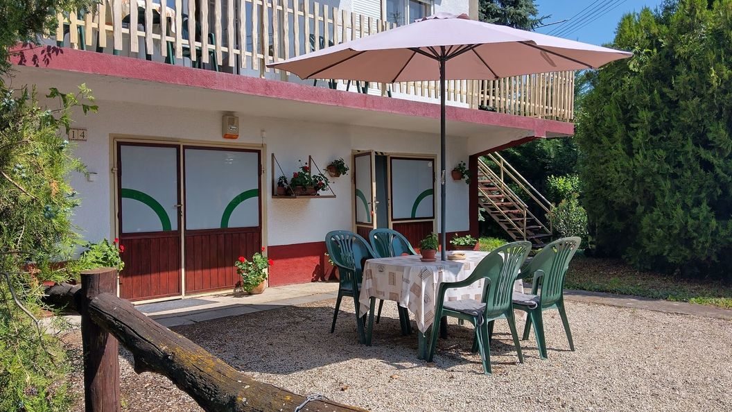 Apartman a Déliparton Szántód (1)