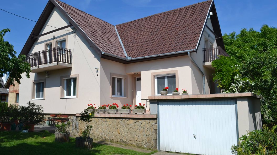 Léhner Apartmanház Vonyarcvashegy (1)