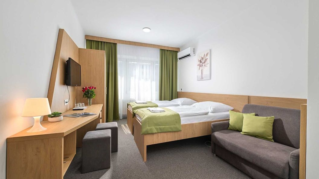 Hotel Plus Bratislava (1)