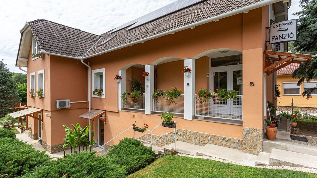 Cseppkő Panzió Abaliget (1)