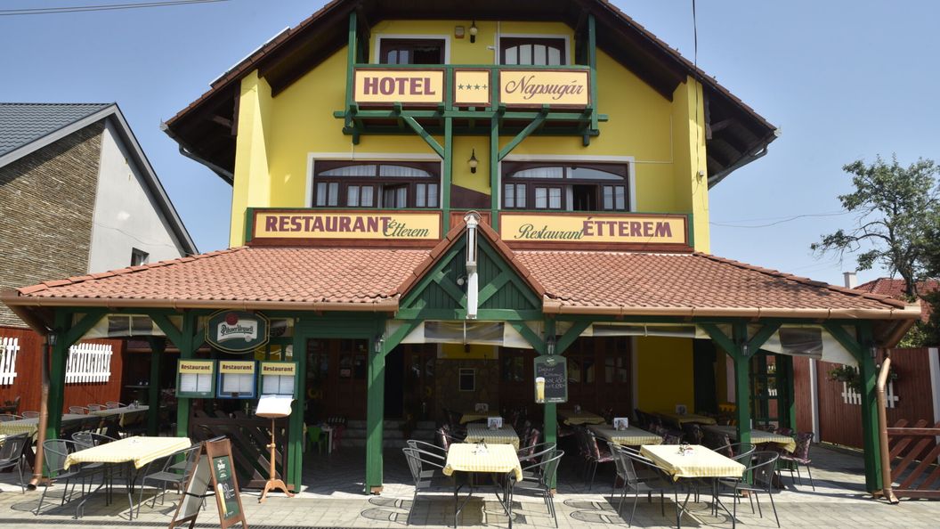 Hotel Napsugár Balatonmáriafürdő (1)