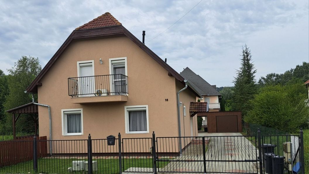 Napartman Kehidakustány (1)