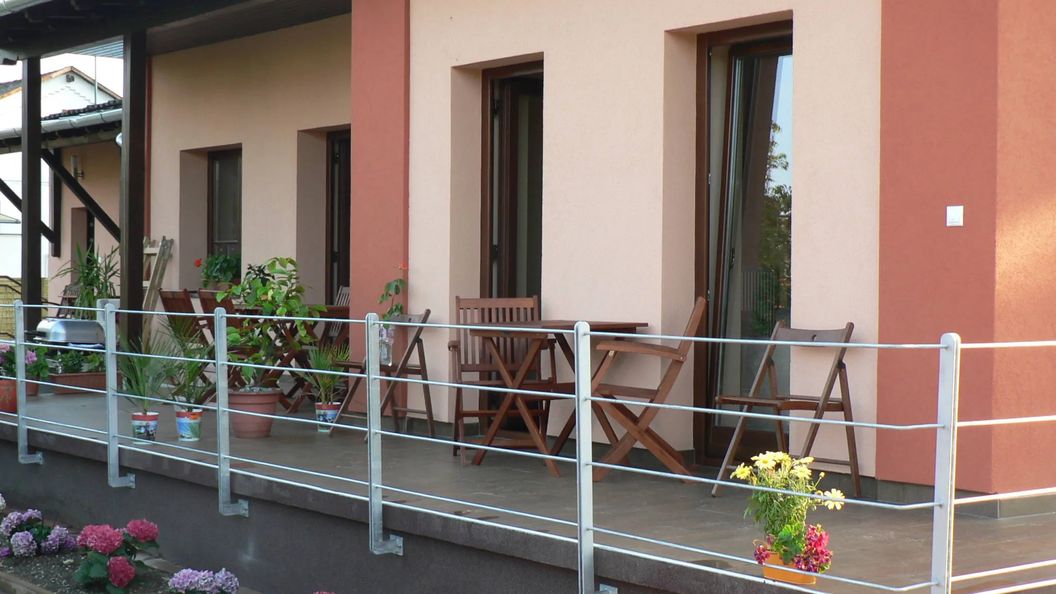 Nyírfa Apartmanház Sárvár (1)