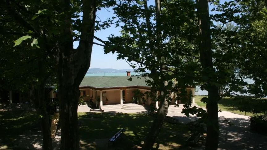 Fehérló Apartman Balatonboglár (1)