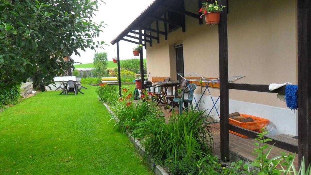 Útulná chalupa za potokom Sklené (1)