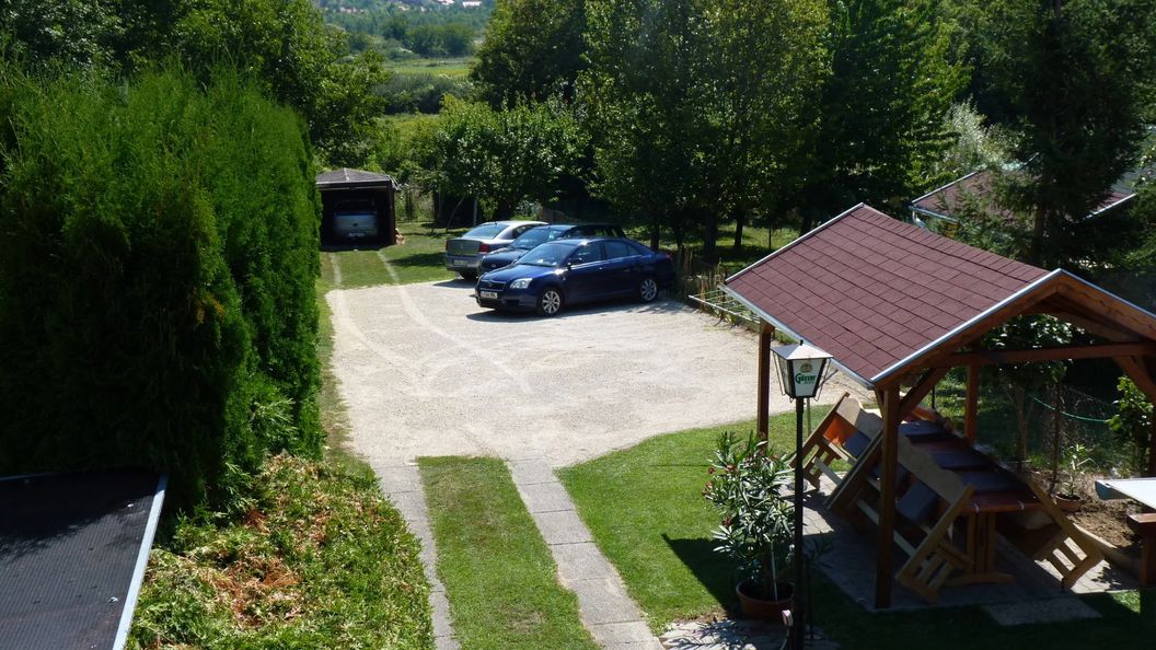 Éva Apartmanház Hévíz (1)