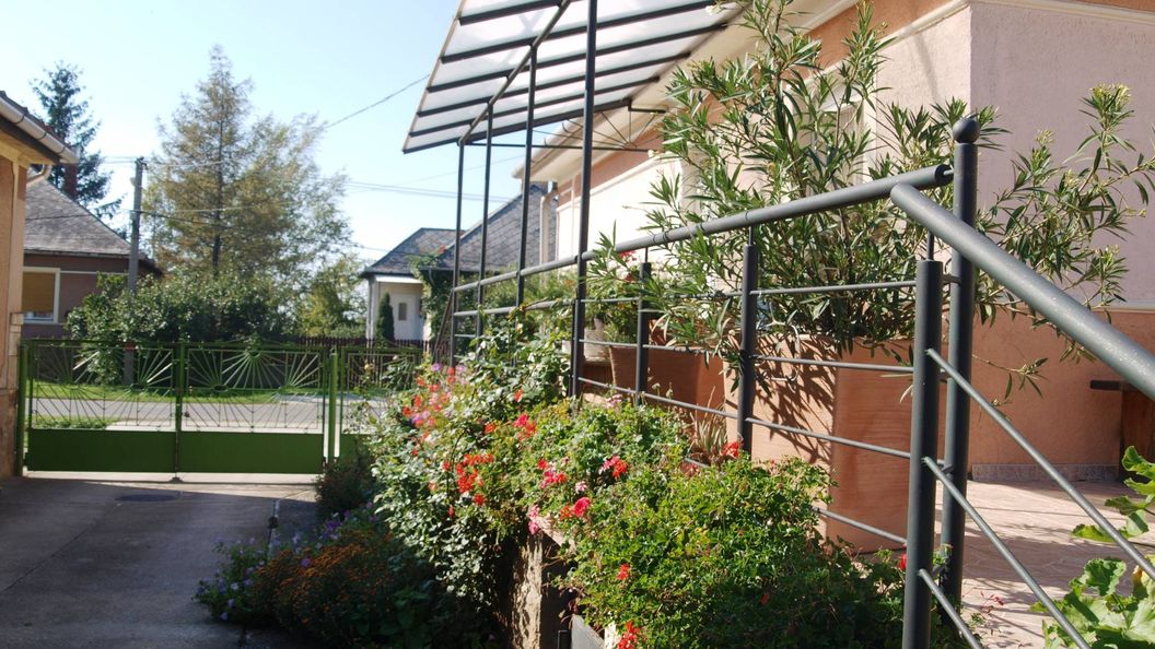 Nagyköz Vendégház Bekecs (1)